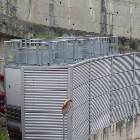 Raffreddamento di Gruppi Frigoriferi dell'Istituto Italiano di Tecnologia di Genova