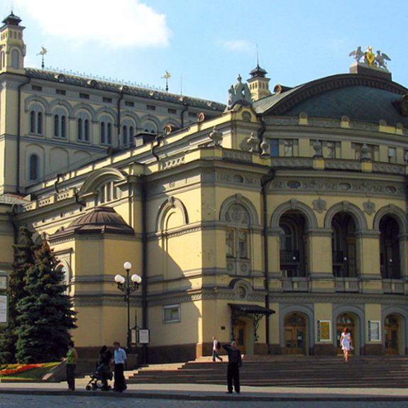 Torri di raffreddamento per l'Opera Nazionale in Ucraina