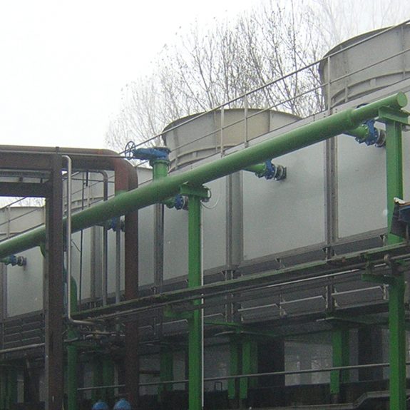 Tours de refroidissement industrielles modulaires pour l'usine d'aluminium Vedani en Italie